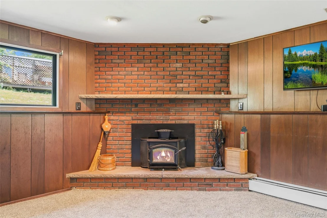 Photo of 24 Dennis Drive