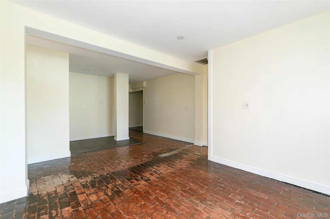 Photo of 7 Ferris Lane