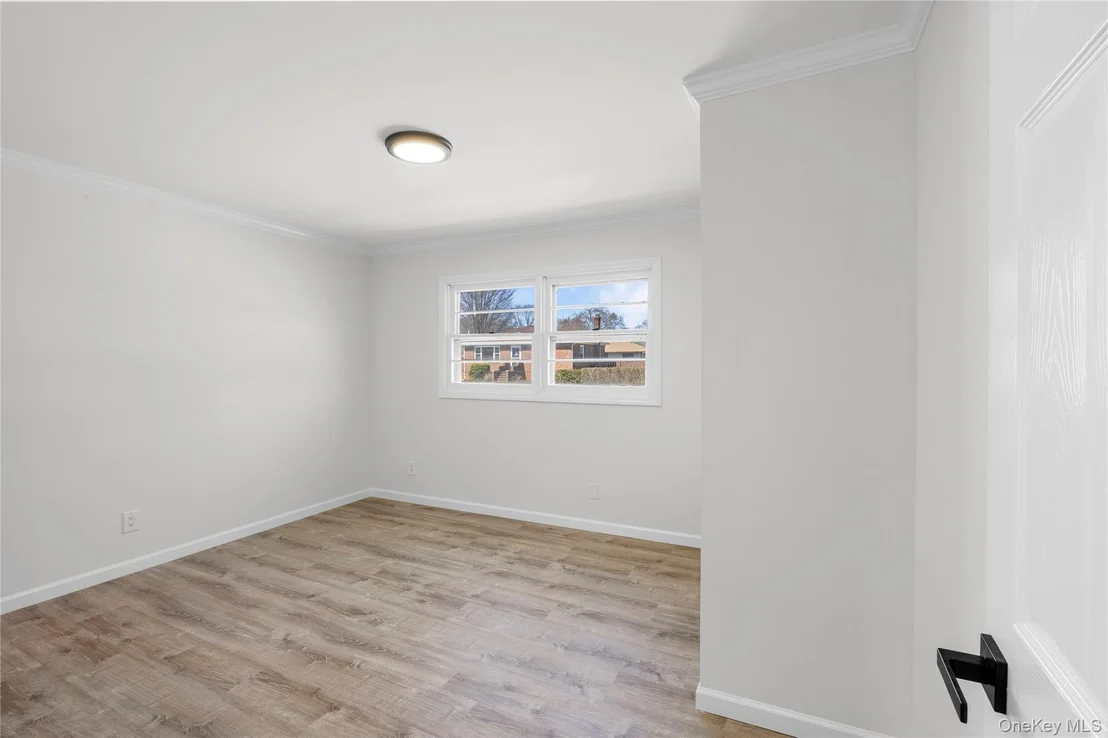 Photo of 32 Flintlock Drive