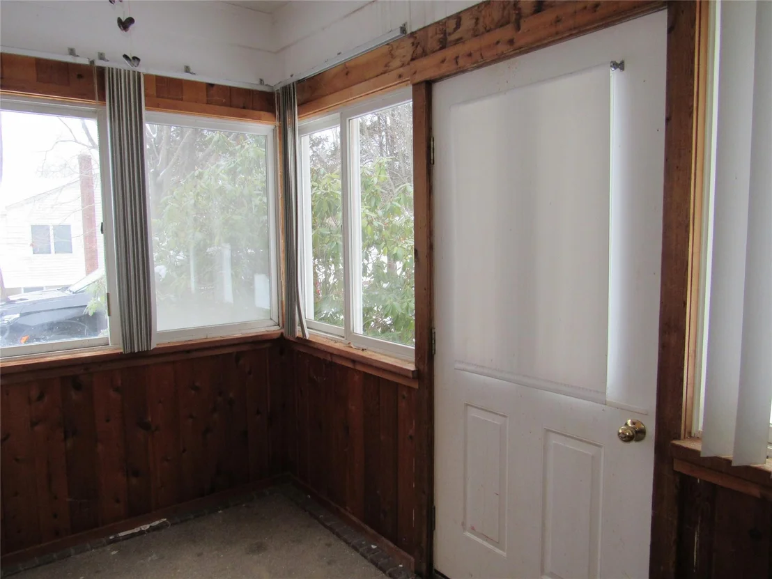 Photo of 166 Manor Lane