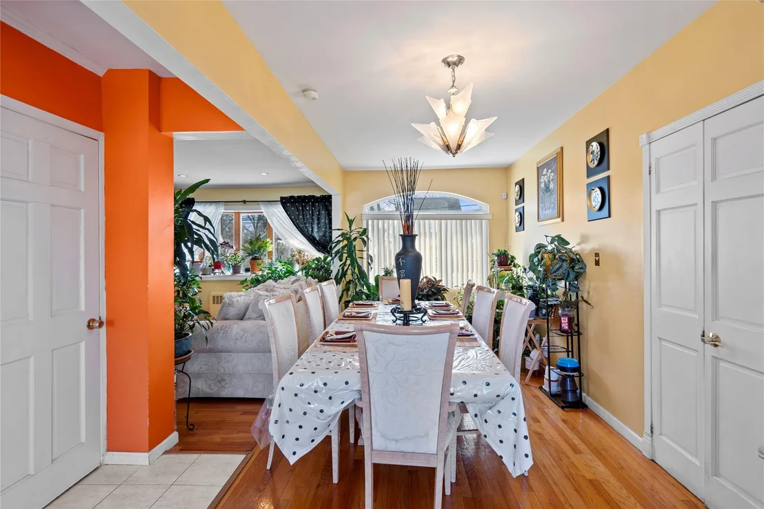 Photo of 487 Baldwin Avenue