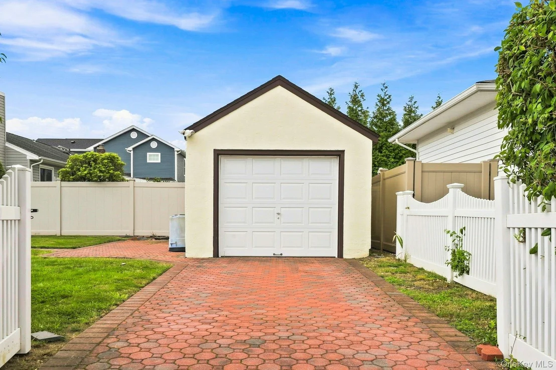 Photo of 39 Emma Street