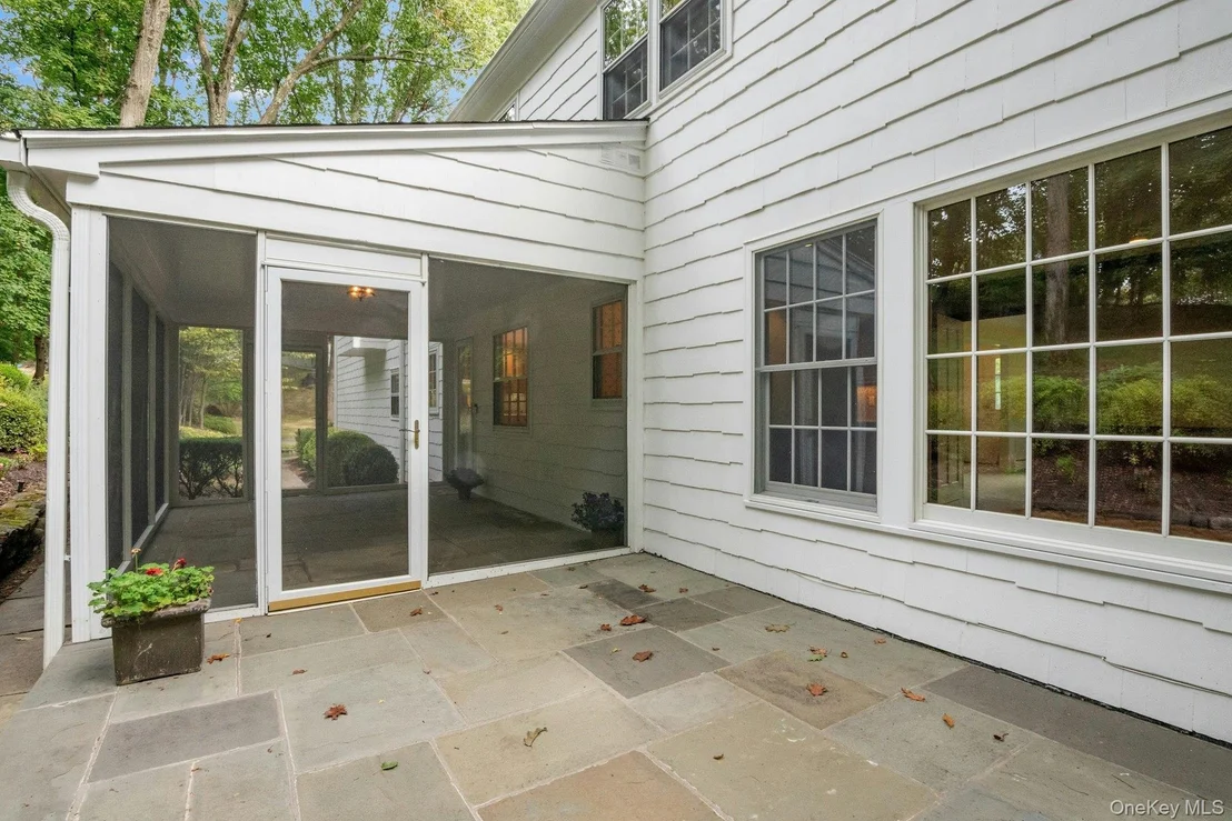 Photo of 409 Central Drive