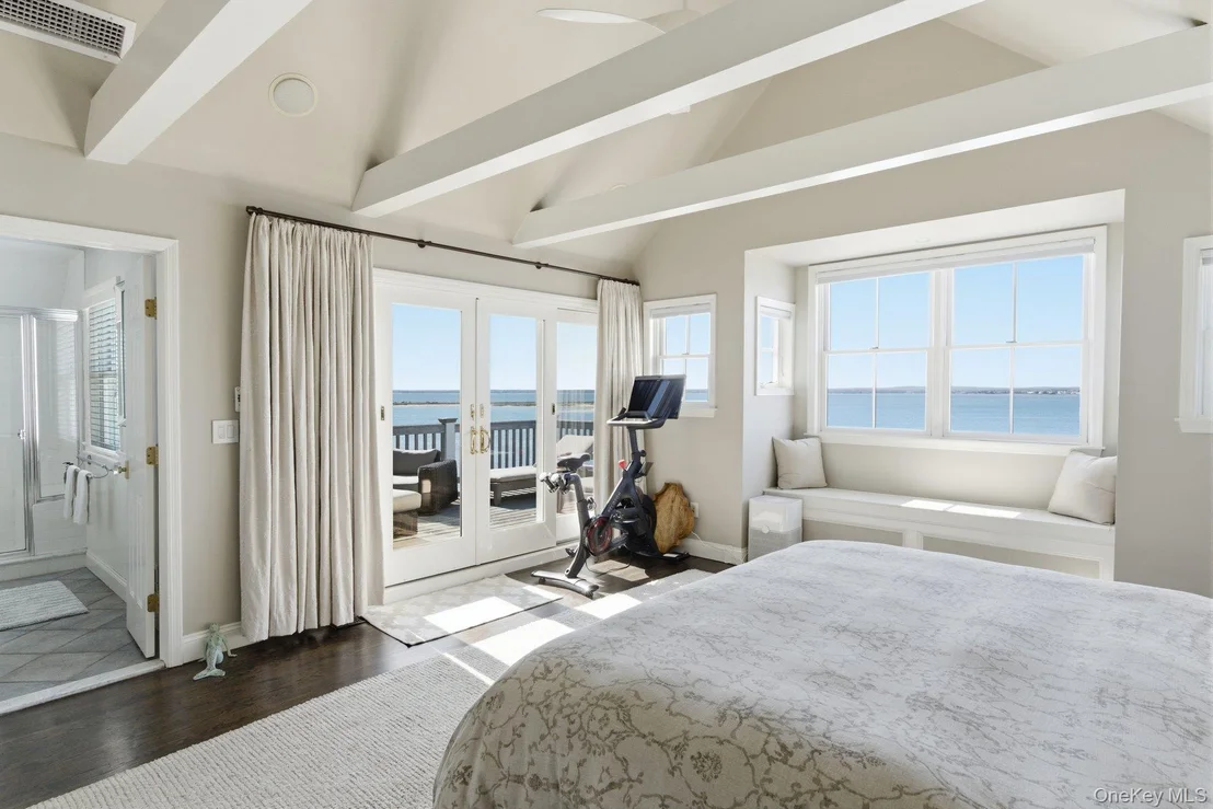 Photo of 688 Dune Road