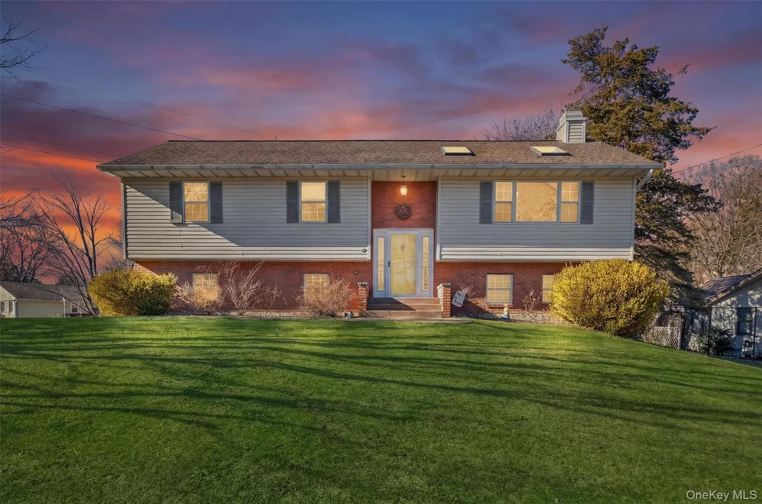 Photo of 13 Timberline Drive