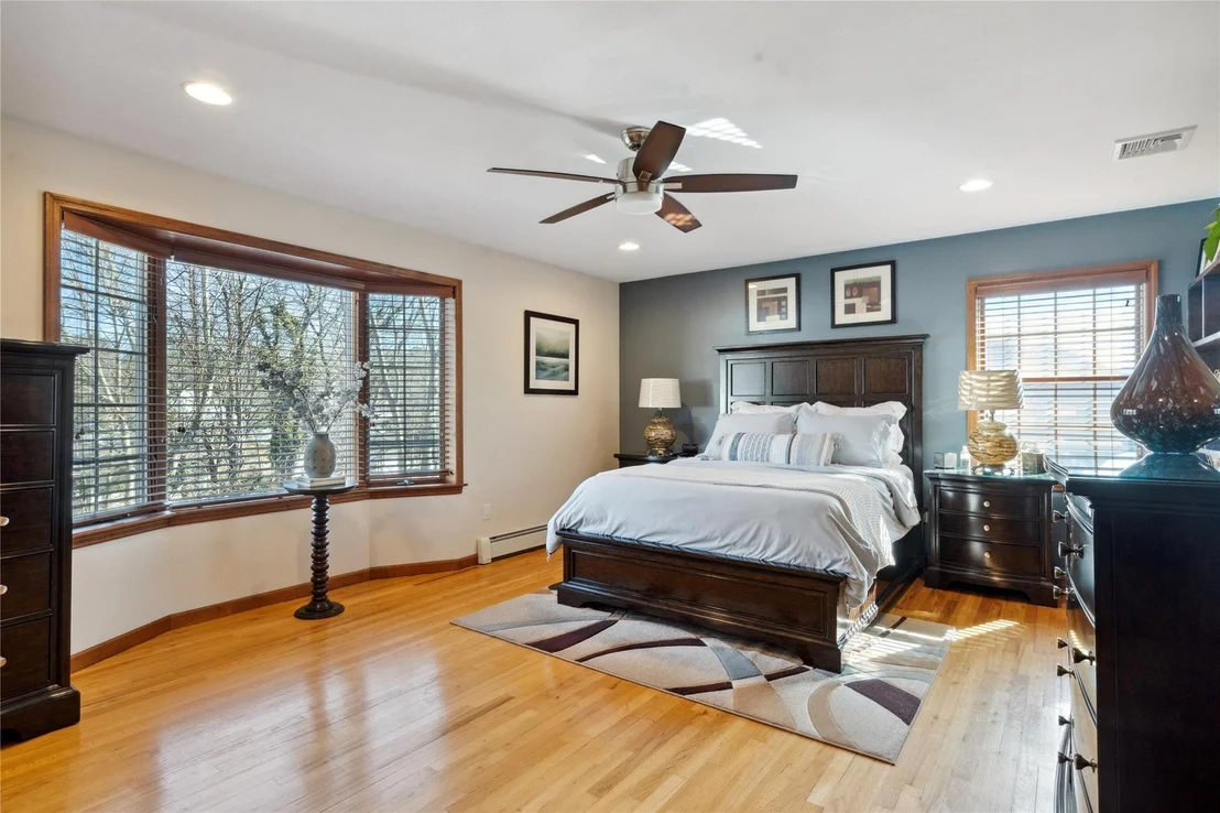 Photo of 45 Sunhill Road