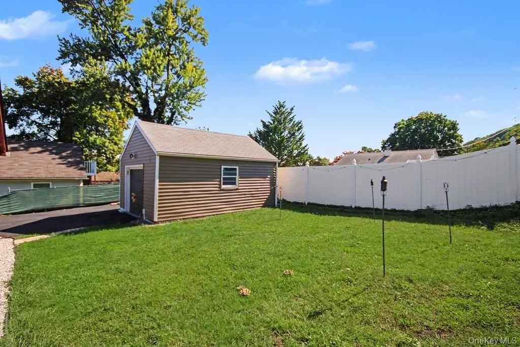 Photo of 28 Hurd Avenue