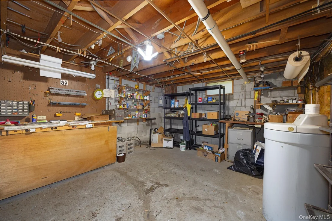 Photo of 89 Edgehill Drive