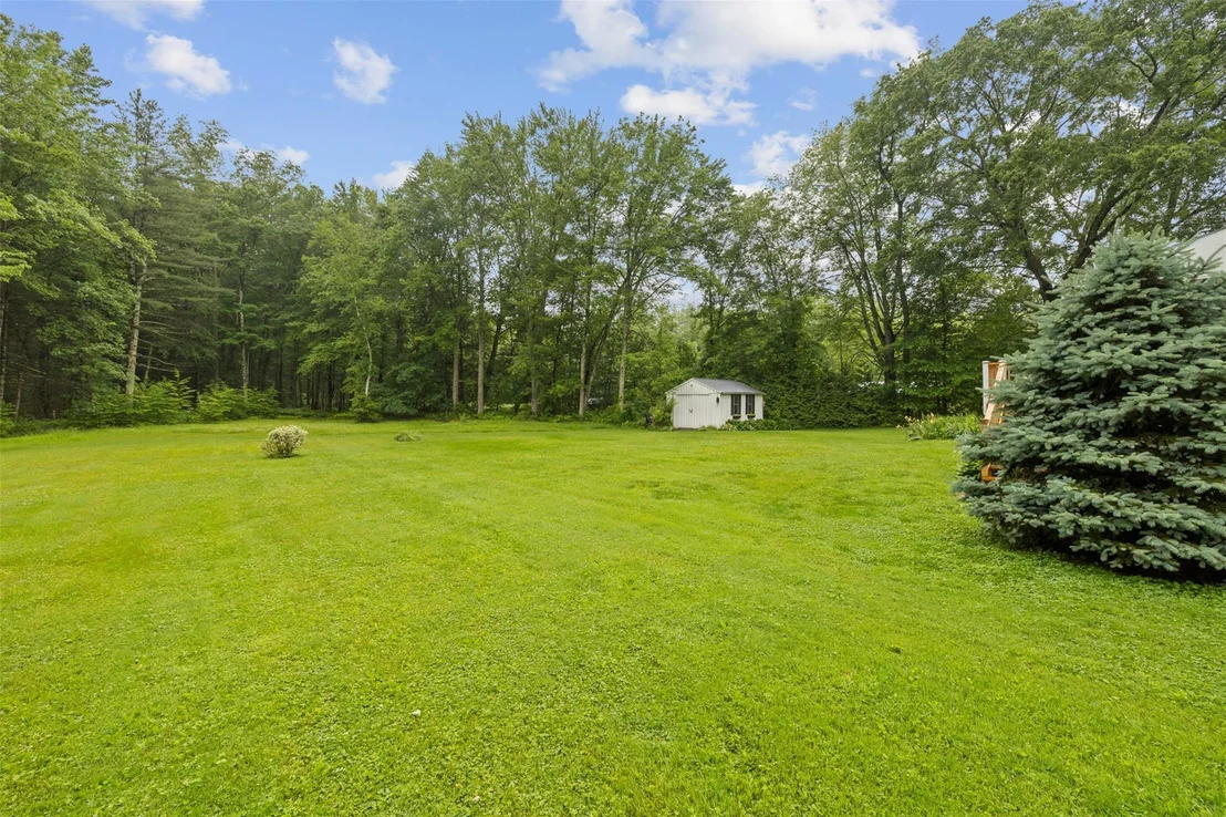Photo of 149 River Road