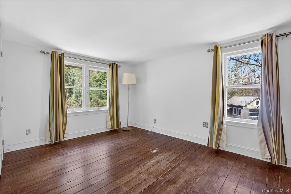 Photo of 1063 Sawkill Road