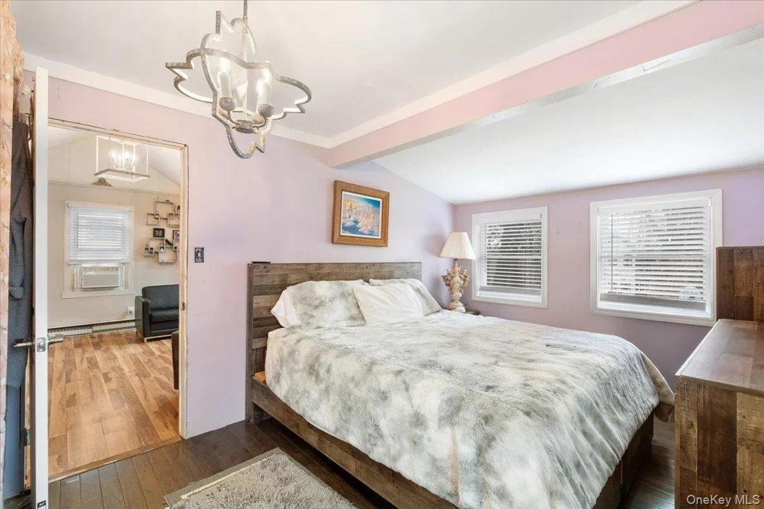 Photo of 45 Laurel Road