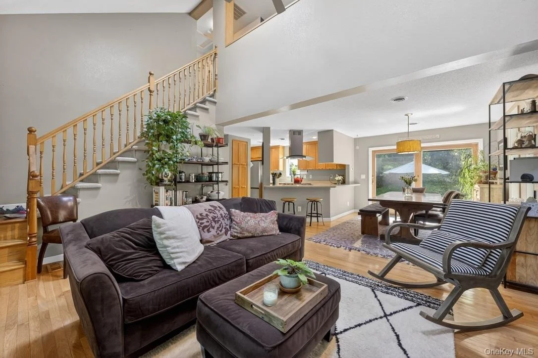 Photo of 305 Oak Lane