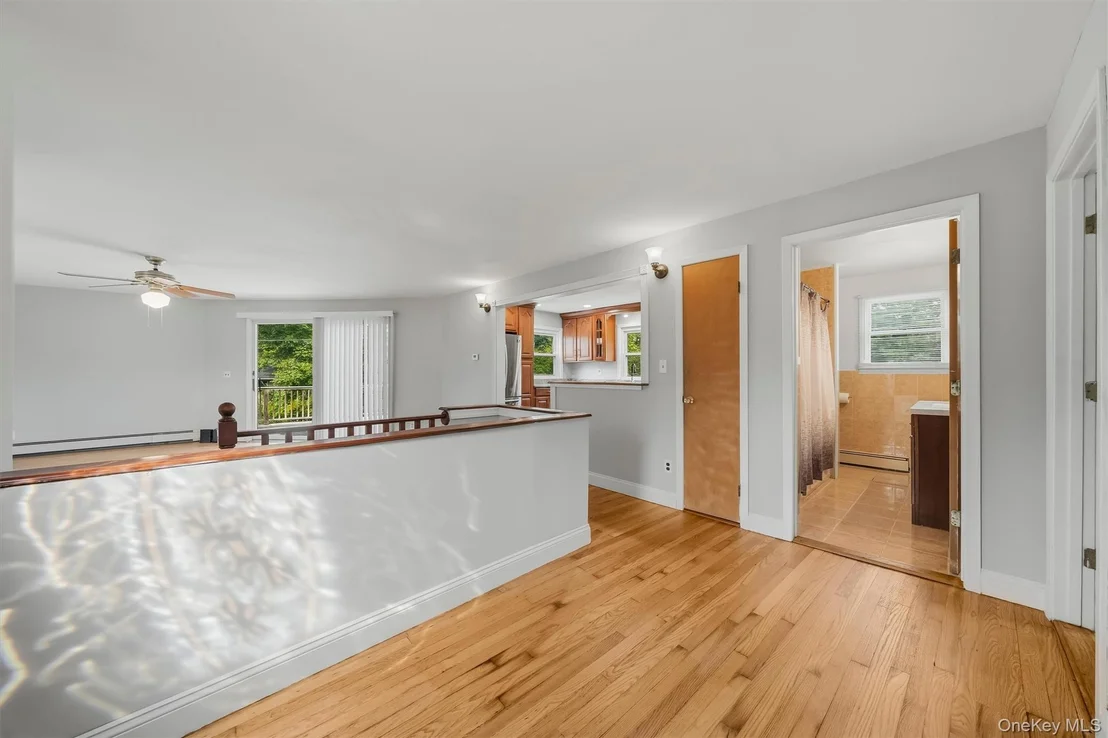 Photo of 48 Lake Side Drive
