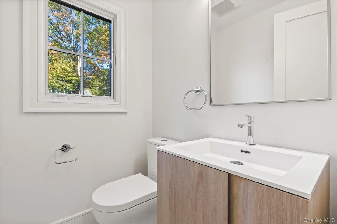 Photo of 19 Highland Park Place