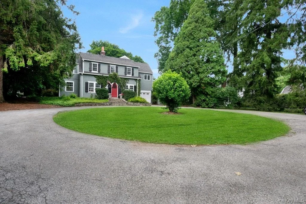 Photo of 312 Quaker Road