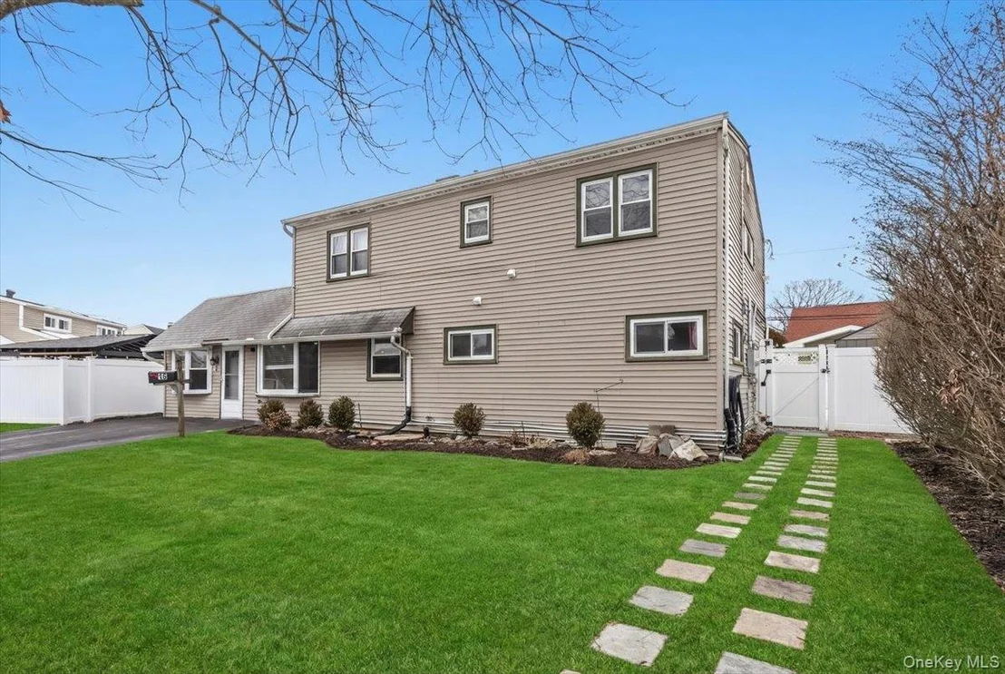 Photo of 30 Echo Lane