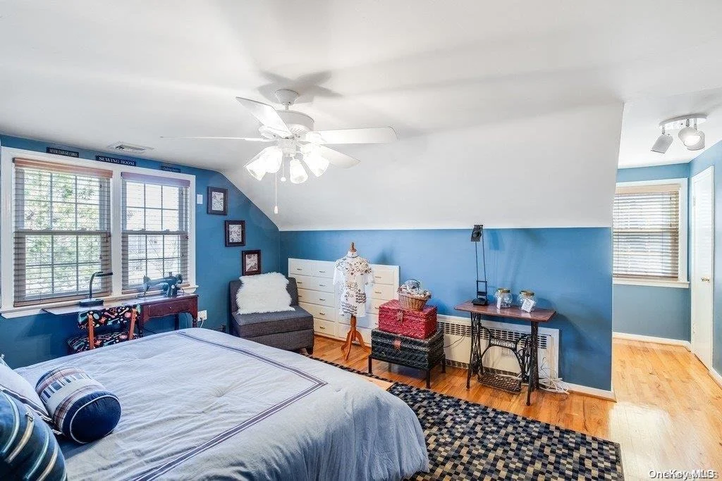 Photo of 15 Rowe Avenue