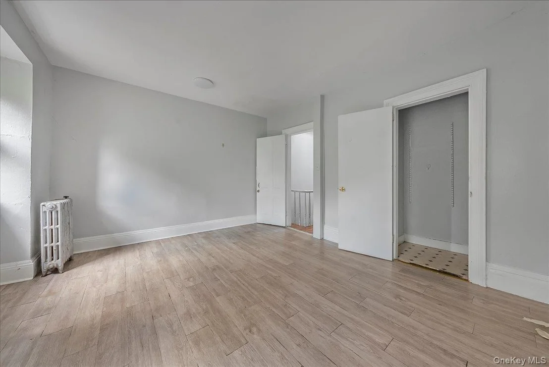 Photo of 339 E 140th Street