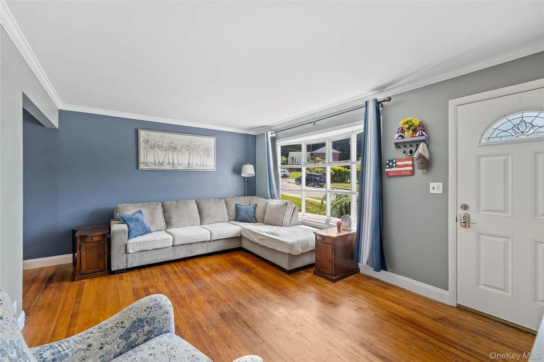Photo of 24 Maplewood Boulevard