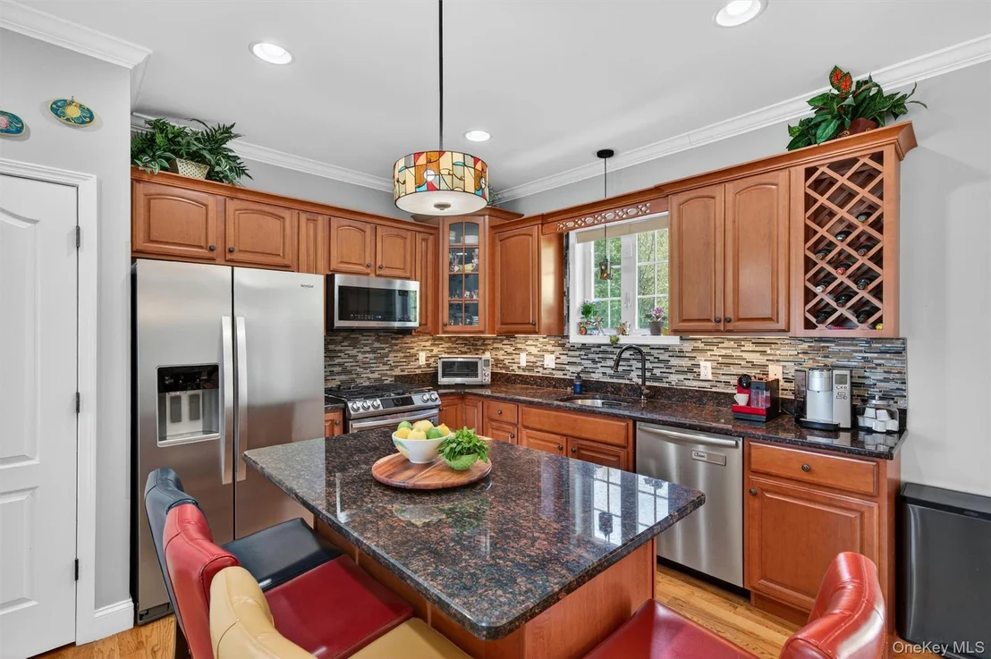 Photo of 7 Deangelis Drive