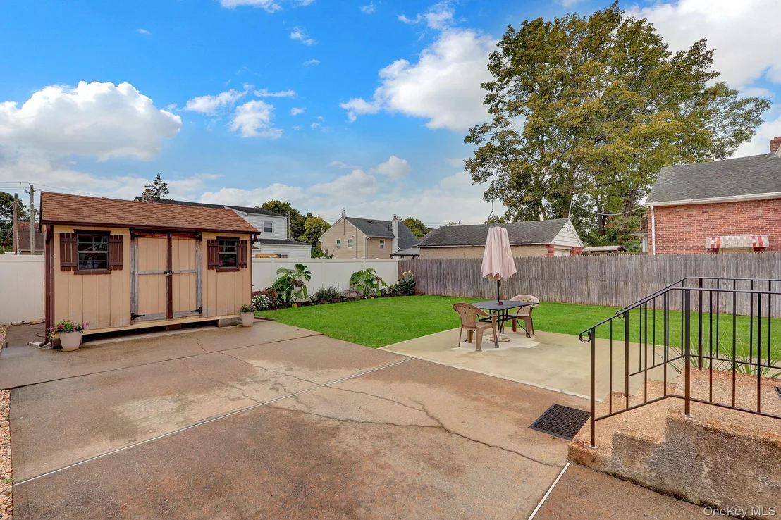 Photo of 44 Brooks Avenue