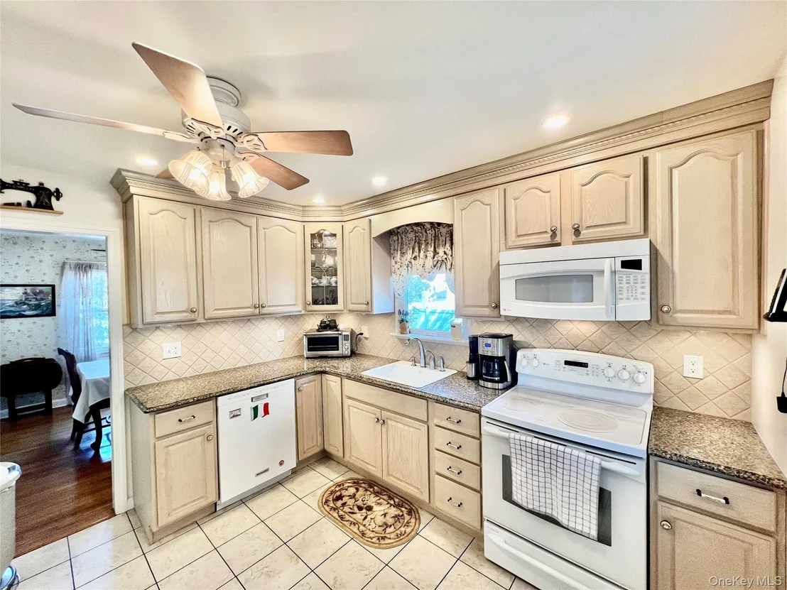 Photo of 199 Claxton Avenue