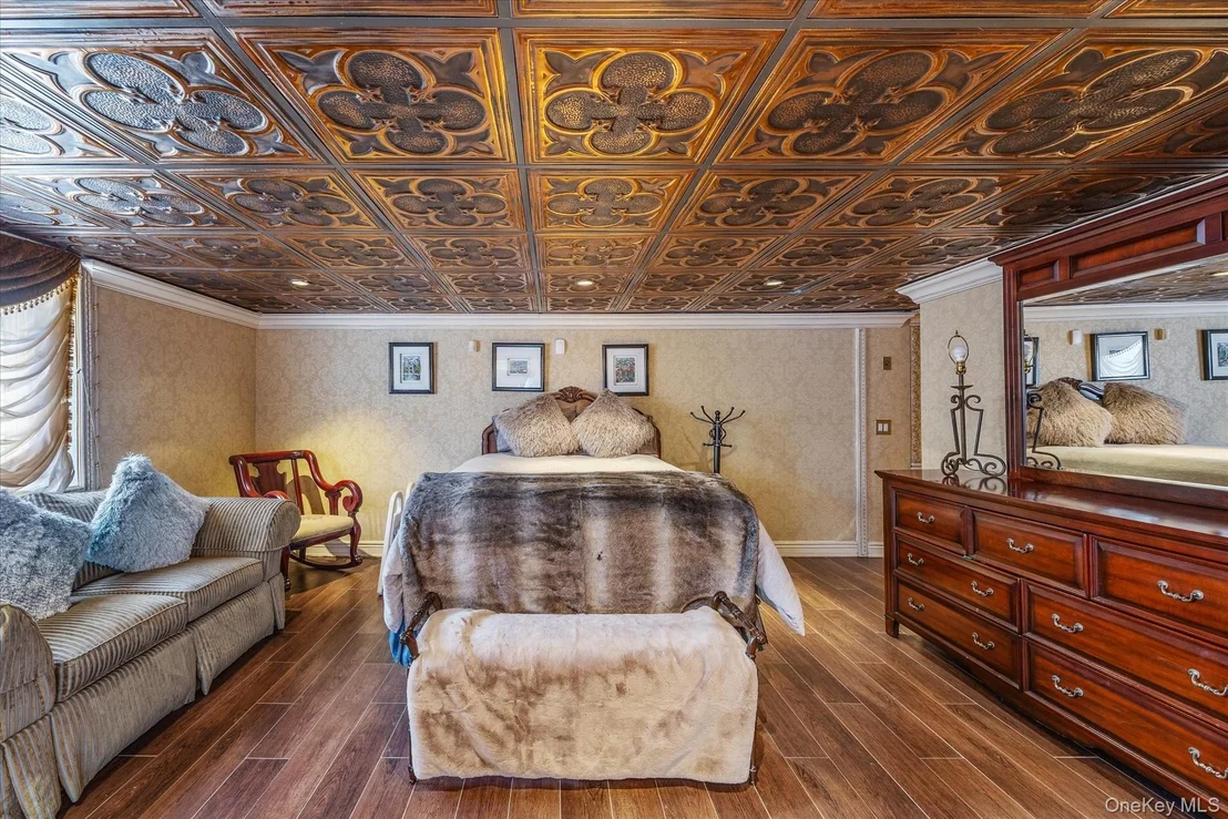 Photo of 10 Hemlock Drive