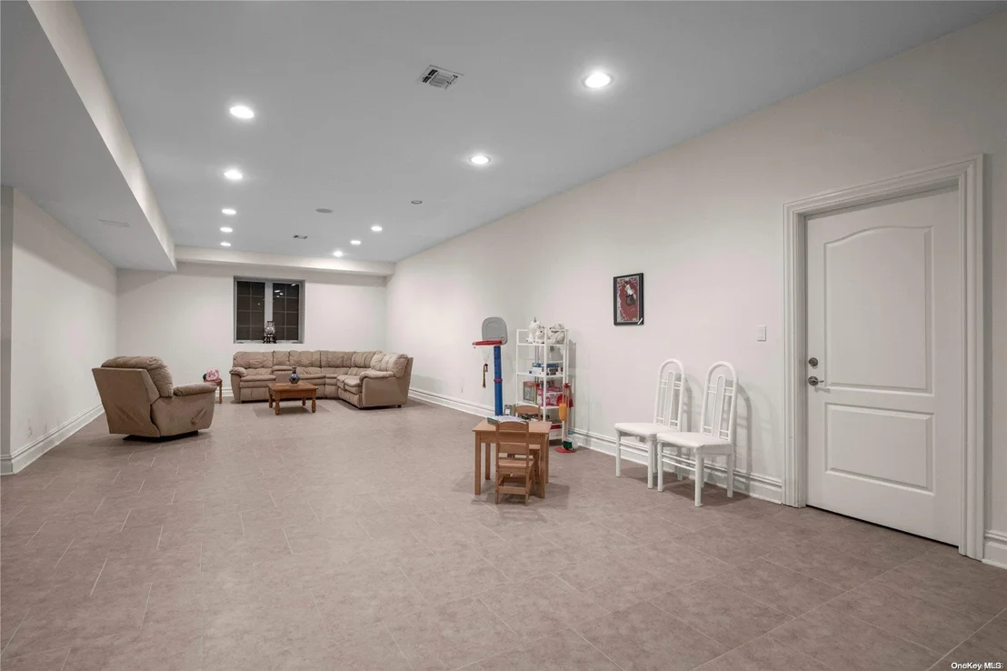 Photo of 45 Longfellow Road