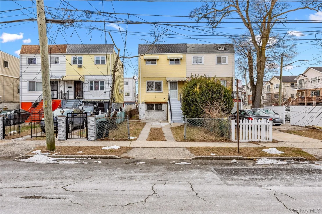 Photo of 641 Beach 65th Street
