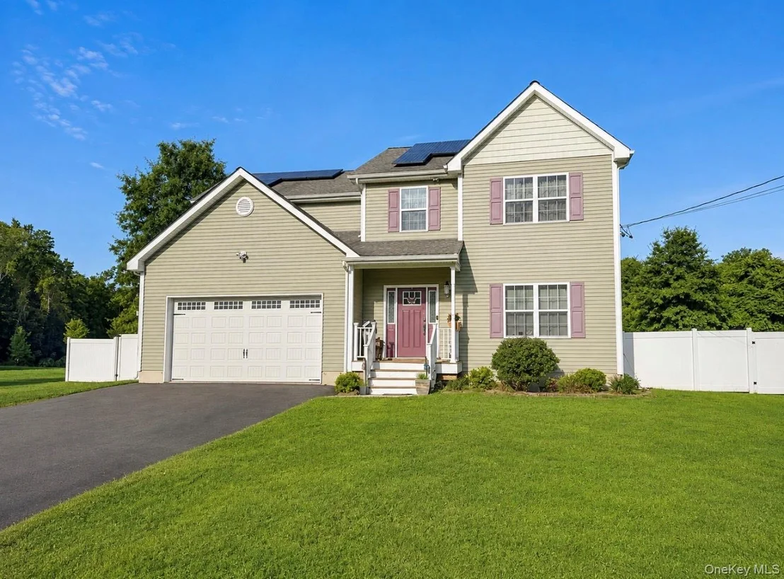 Photo of 392 Bailey Road