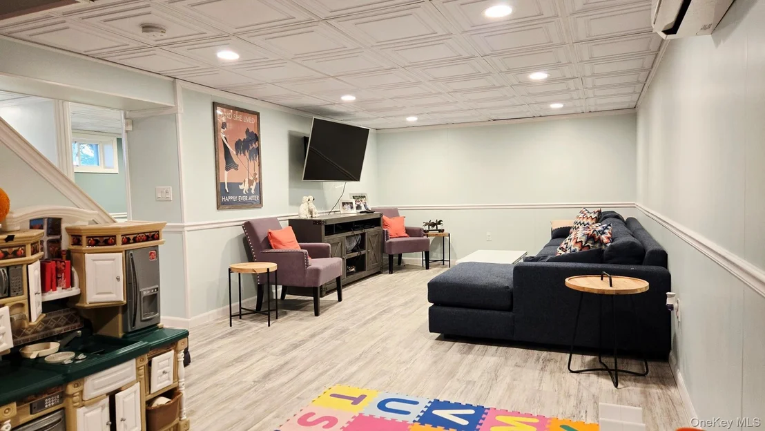 Photo of 7 Eva Lane