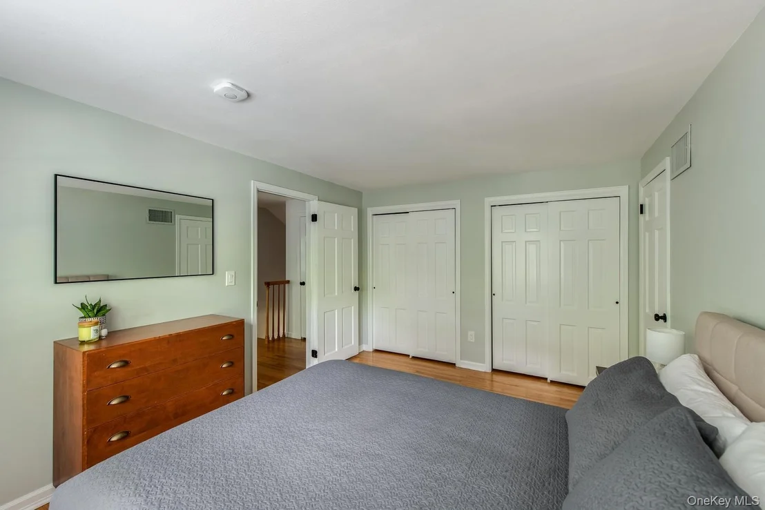 Photo of 44 Pleasant Ridge Drive