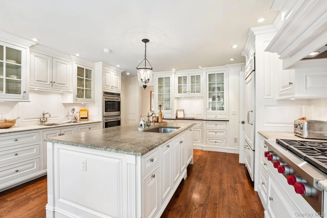 Photo of 90 Greenhaven Road