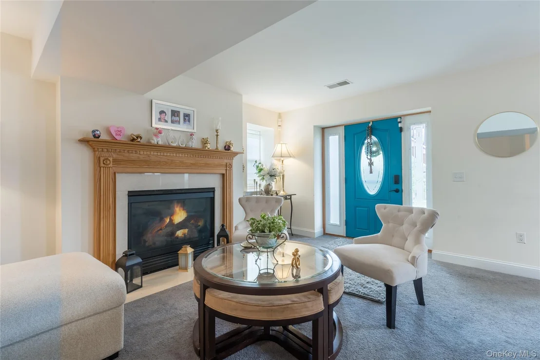 Photo of 8 White Birch Way