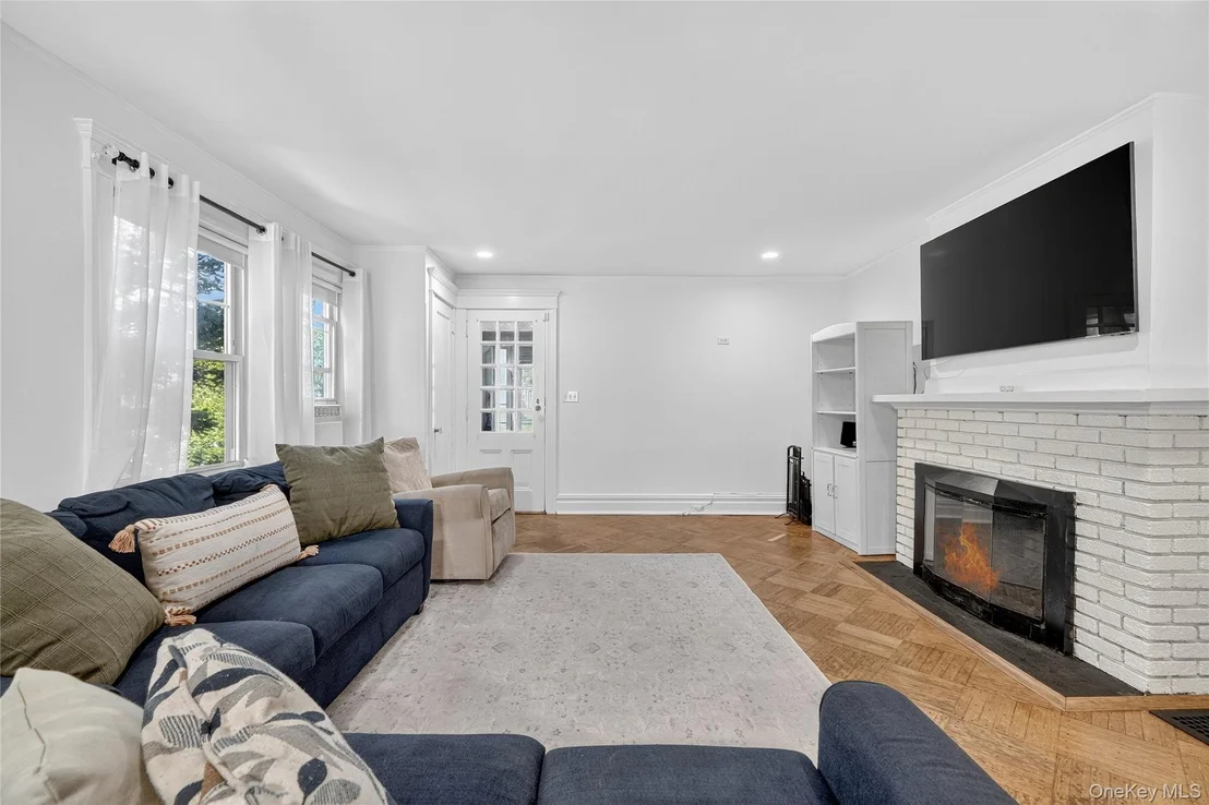 Photo of 448 First Avenue