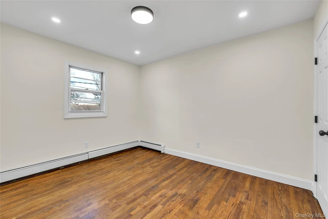 Photo of 116 Phyllis Drive