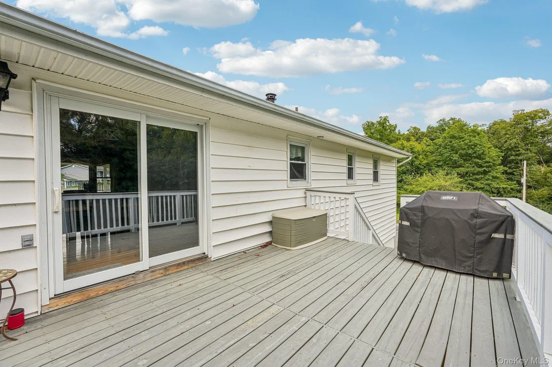 Photo of 35 Schrempp Lane