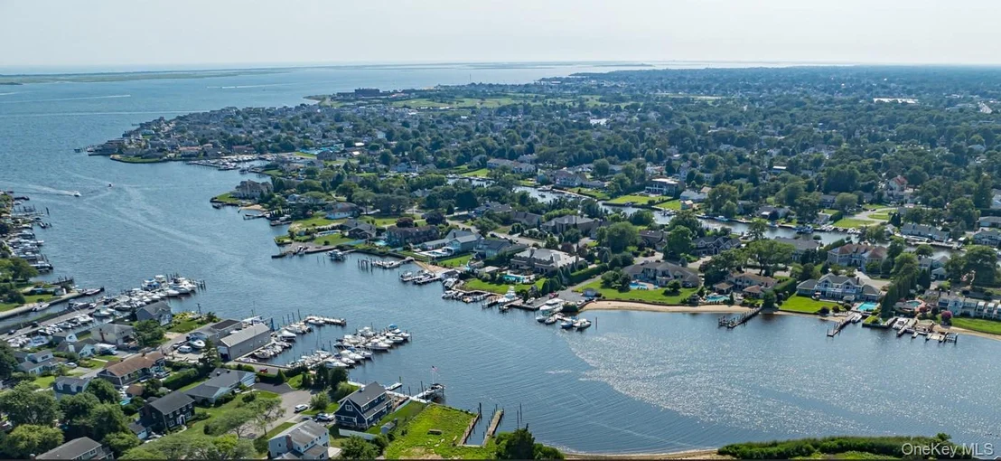Photo of 165 Peninsula Drive