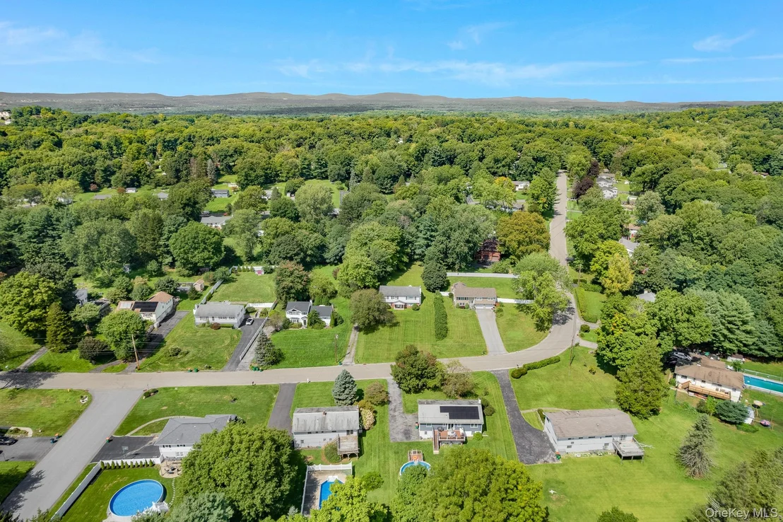 Photo of 103 Edgehill Drive