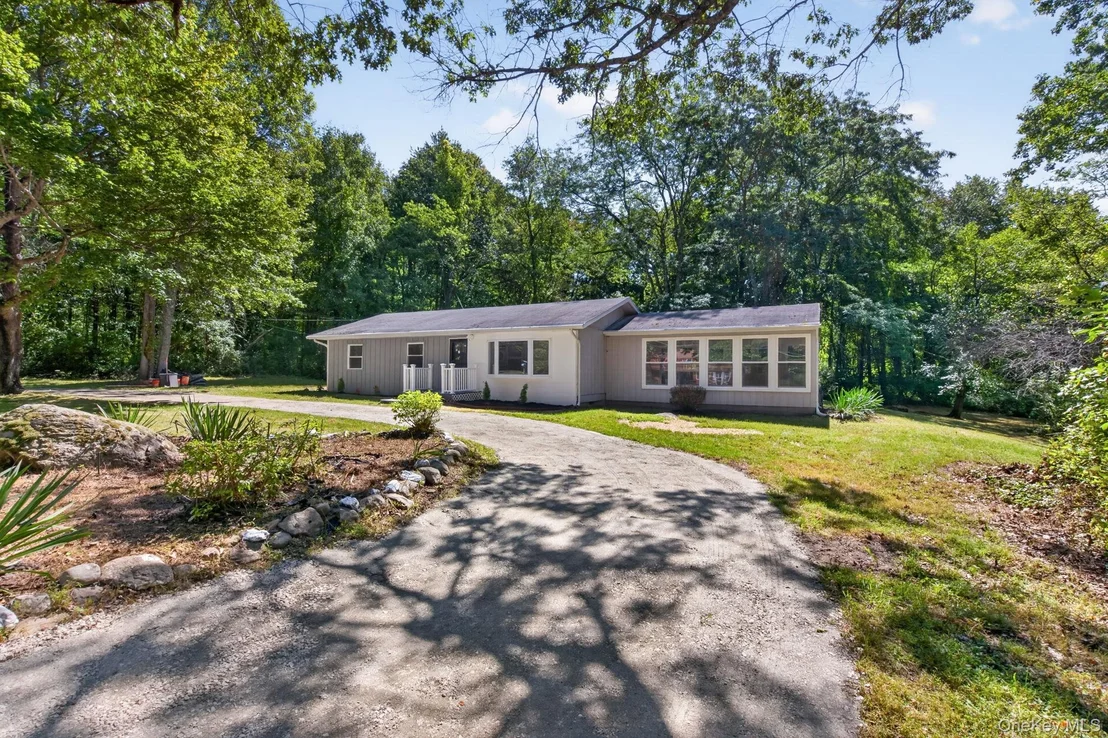 Photo of 218 Johnson Road