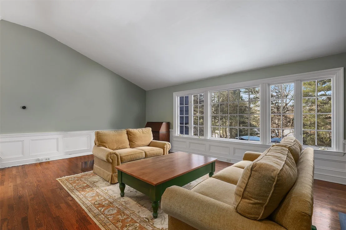 Photo of 5 Country Ridge Circle