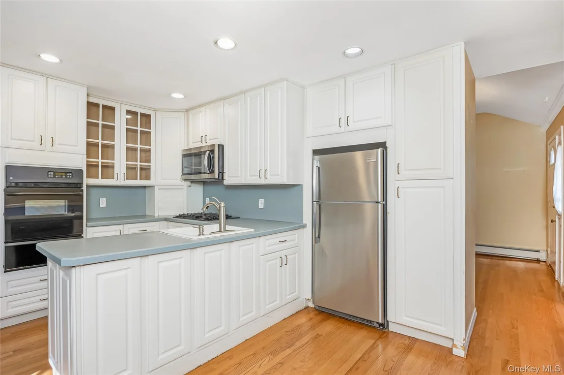 Photo of 52 Voorhis Drive