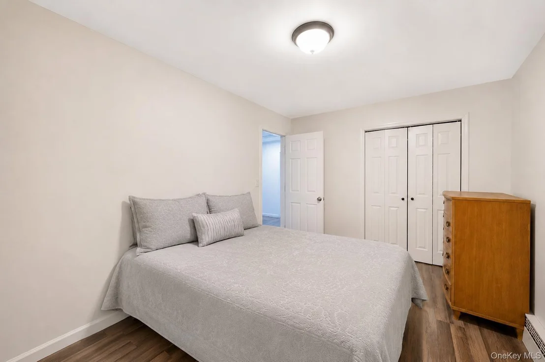 Photo of 71 Barton Avenue