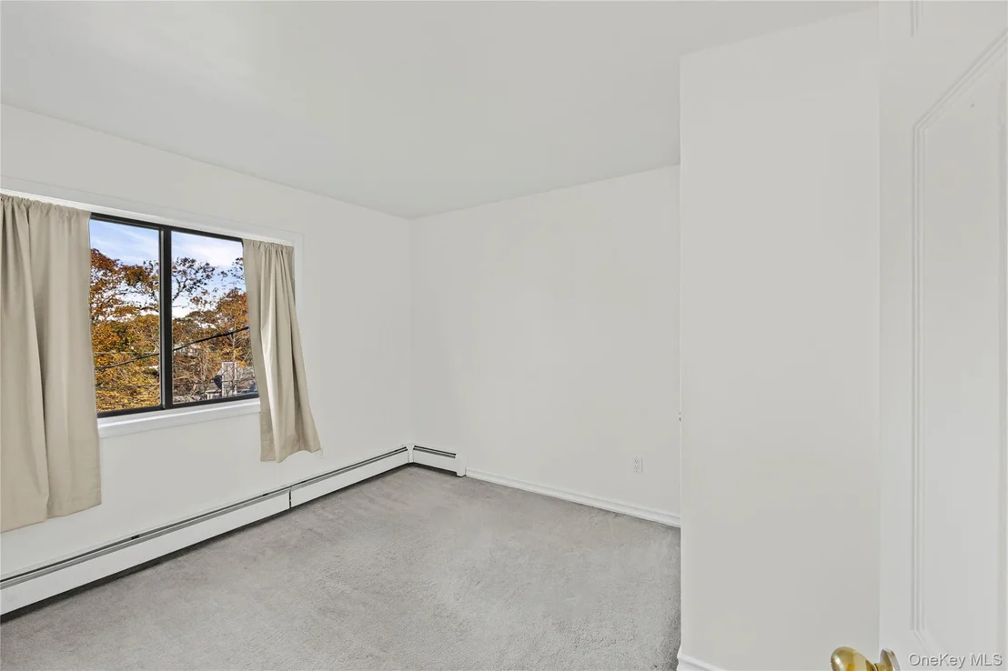Photo of 10 Queen Drive