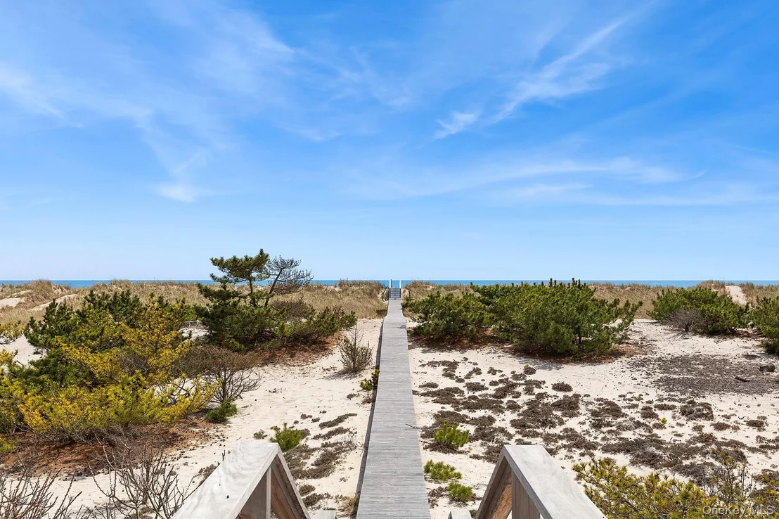 Photo of 199 Dune Road