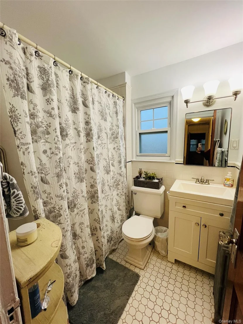 Photo of 512 Logan Avenue