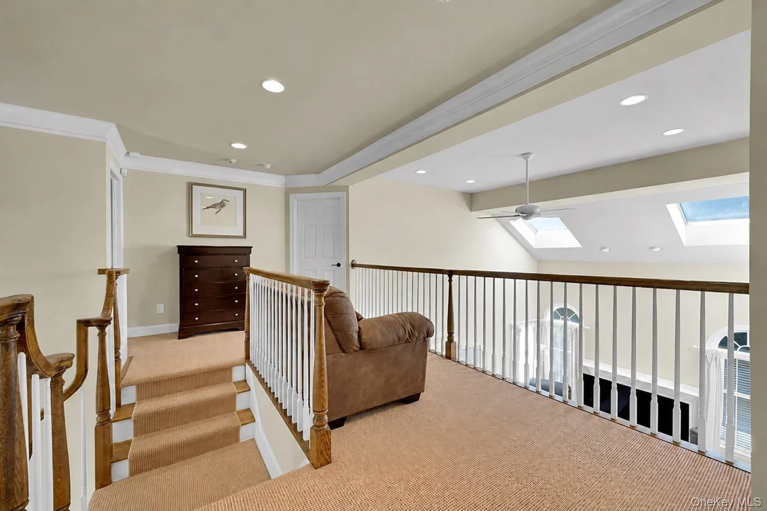 Photo of 16 Eagle Court