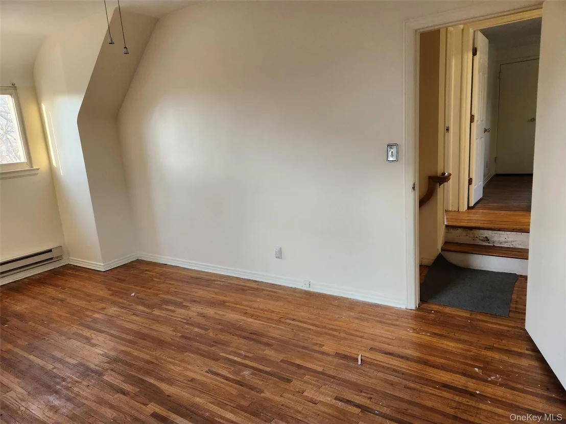 Photo of 142 Morris Parkway