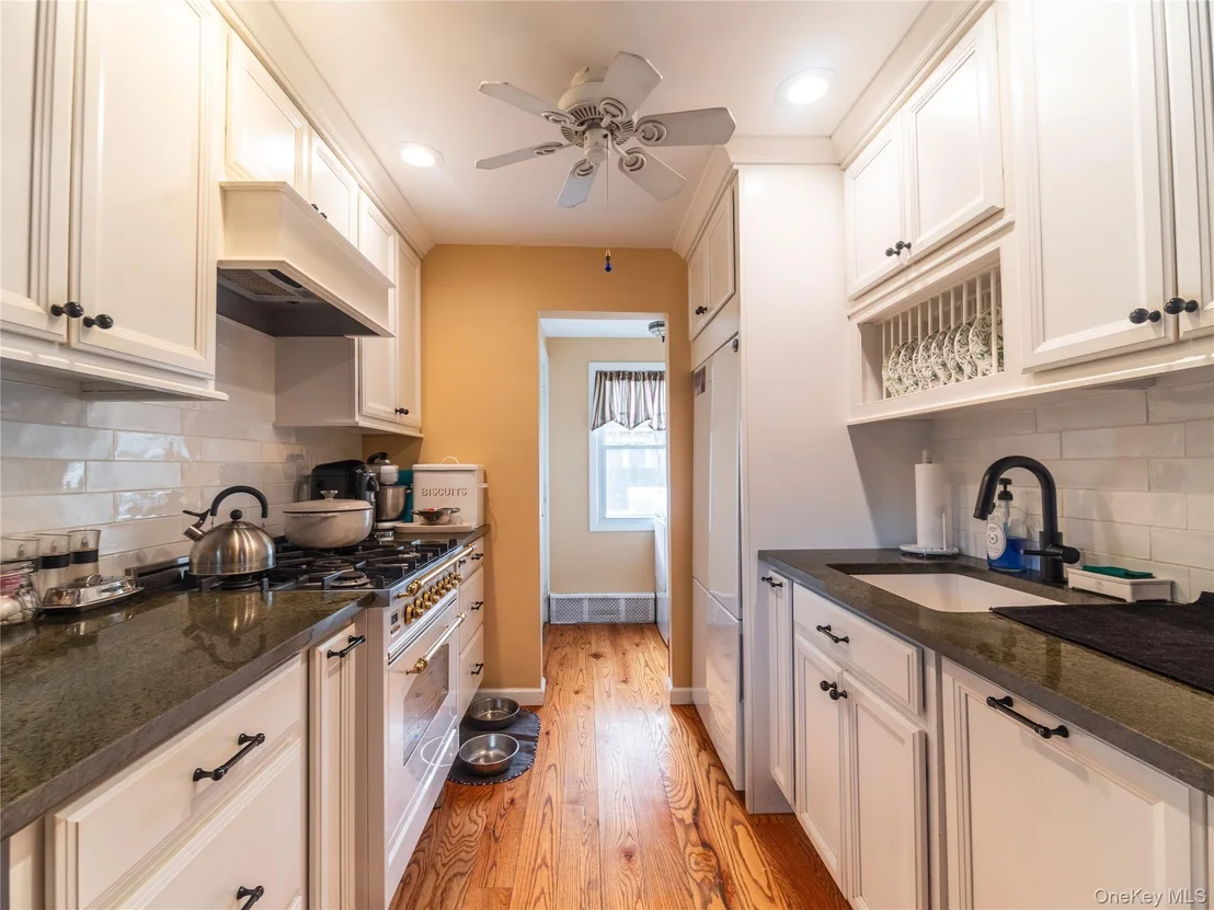 Photo of 8 Ridgeland Terrace