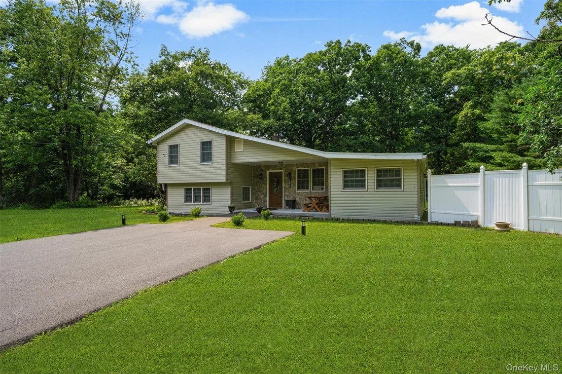 Photo of 103 High Hill Road